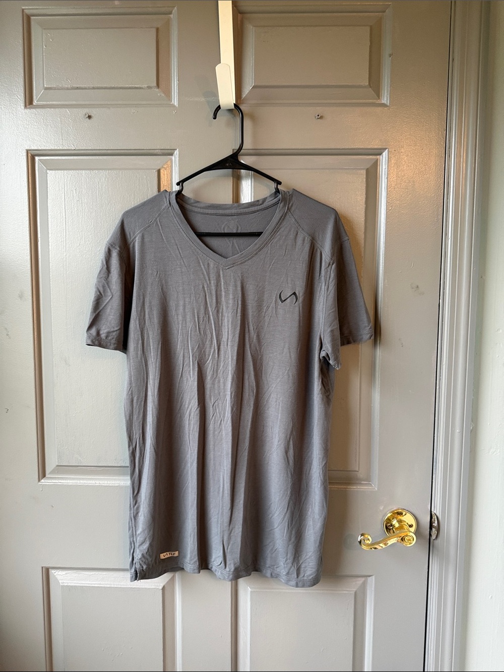 Men's V-Neck Short Sleeve Performance Shirt - Gray